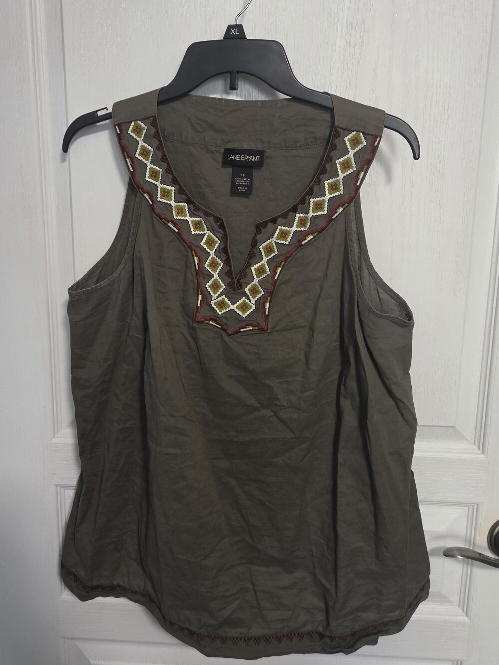 Lane Bryant Top Sleeveless Olive Green Embroidered Aztec Southwestern  Womens 18